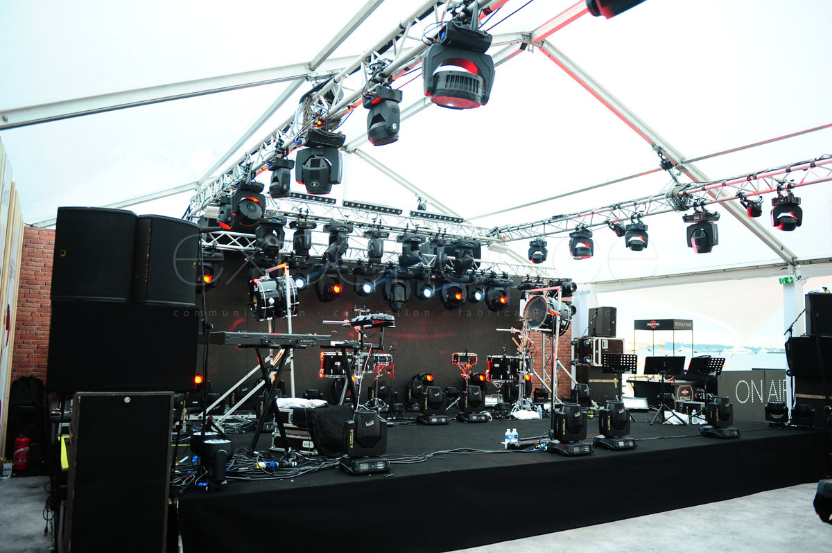 Location Lustre Evenementiel