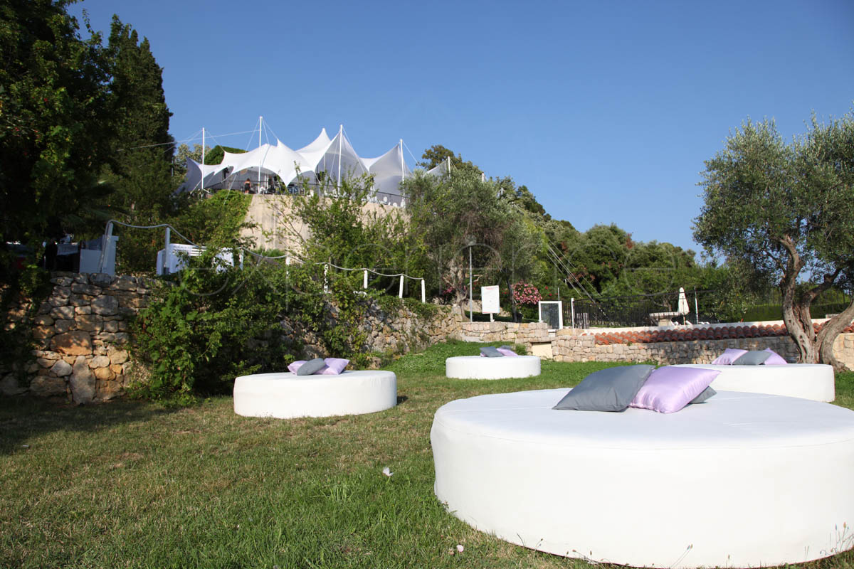 Location Mobilier Stefano Forever St Tropez